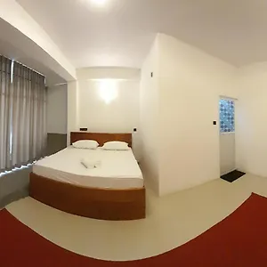 Hotel Sky Heaven, Kandy
