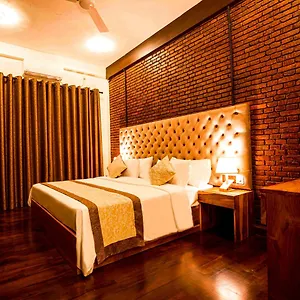 Manthra Leisure Kandy