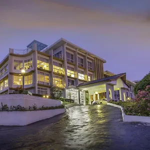 Topaz Hotel